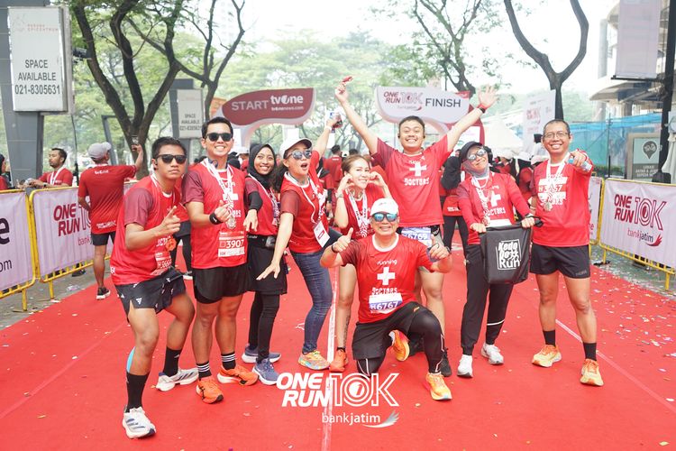 Race photo from ONE RUN 10 K