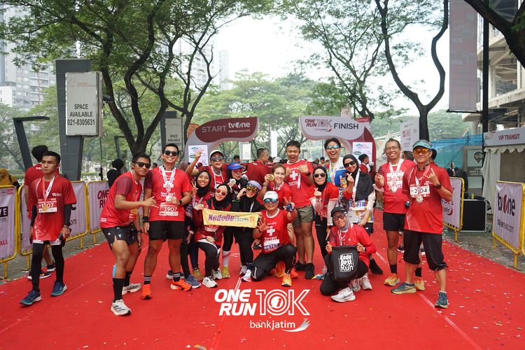 Race photo from ONE RUN 10 K