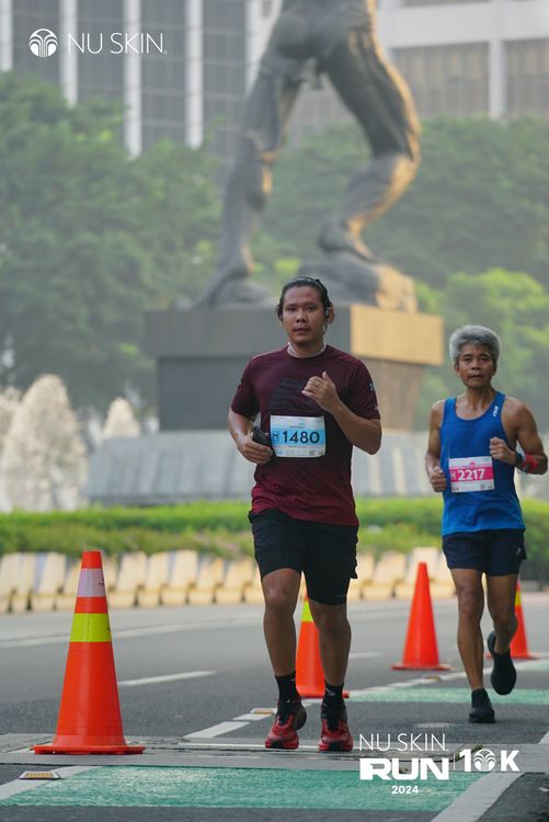 Race photo from Nu Skin Run 10K