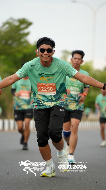 Race photo from Arutmin Borneo Run 2024