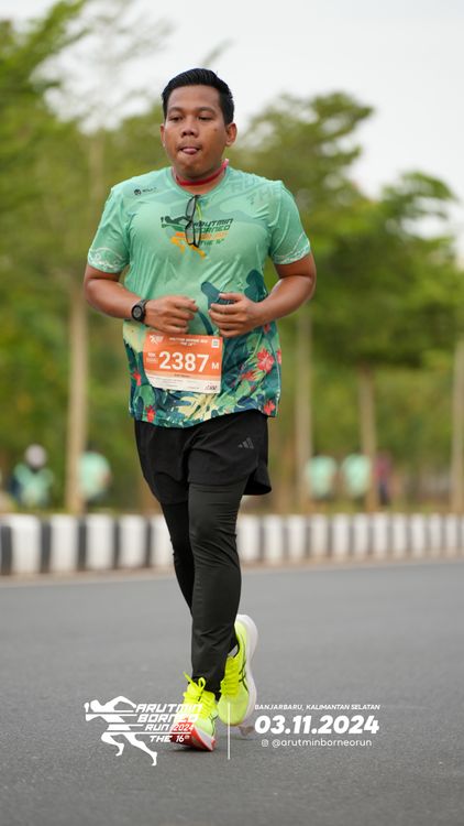 Race photo from Arutmin Borneo Run 2024