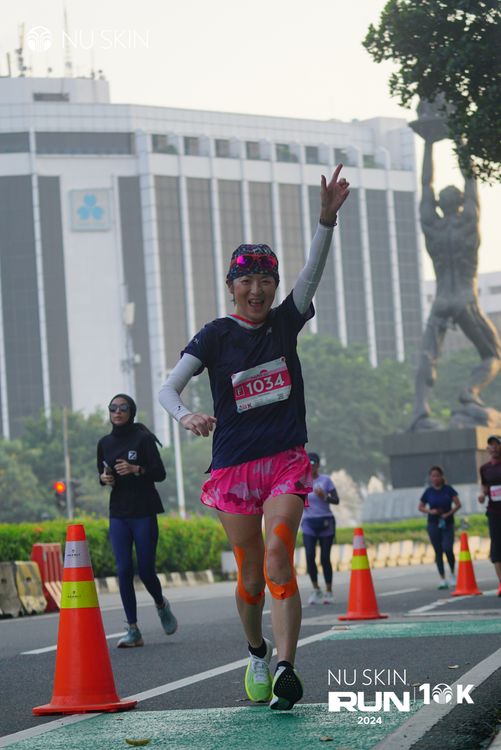 Race photo from Nu Skin Run 10K