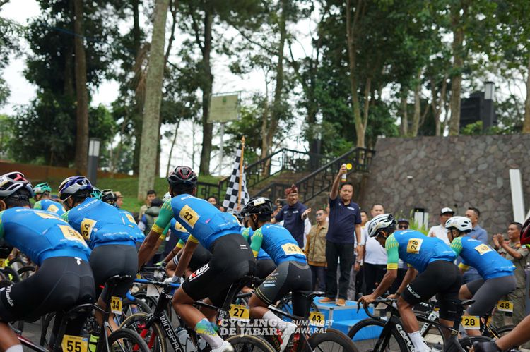 Race photo from Cycling de Jabar 2024