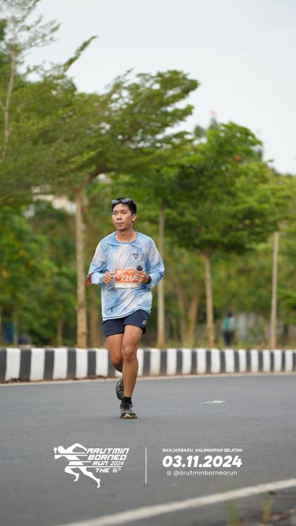 Race photo from Arutmin Borneo Run 2024