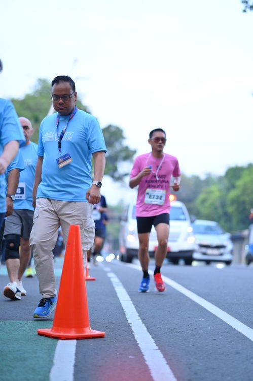 Race photo from KEMLU RUN 2025