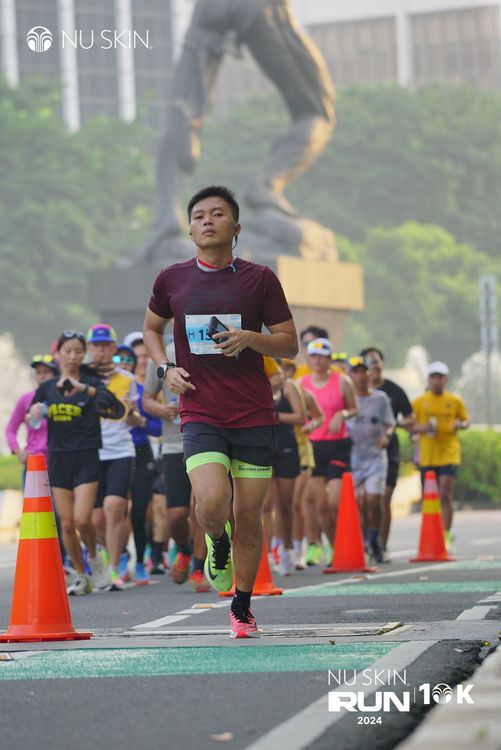 Race photo from Nu Skin Run 10K