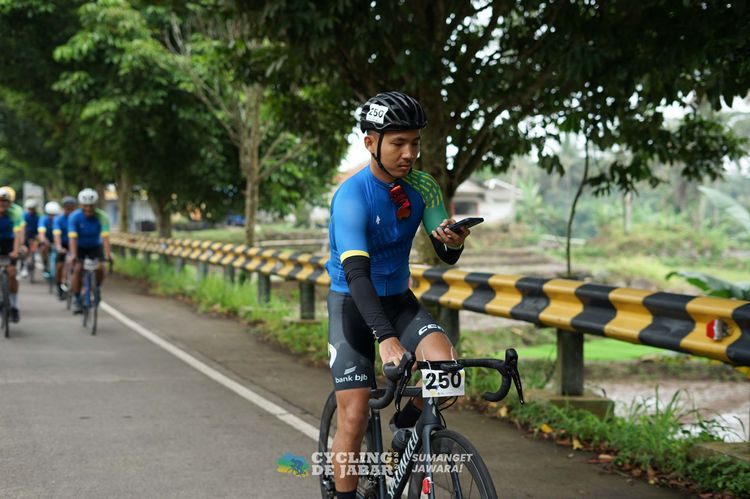 Race photo from Cycling de Jabar 2024