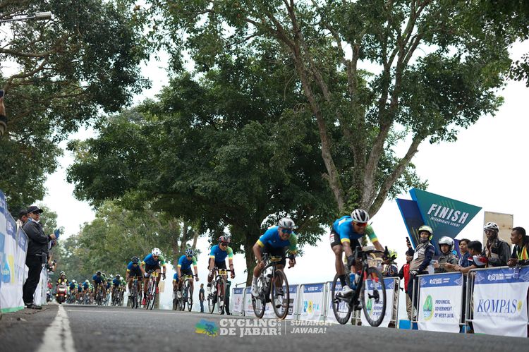 Race photo from Cycling de Jabar 2024
