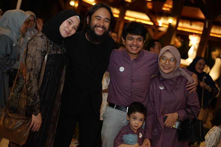 Race photo from Pernikahan Safira & Mugi