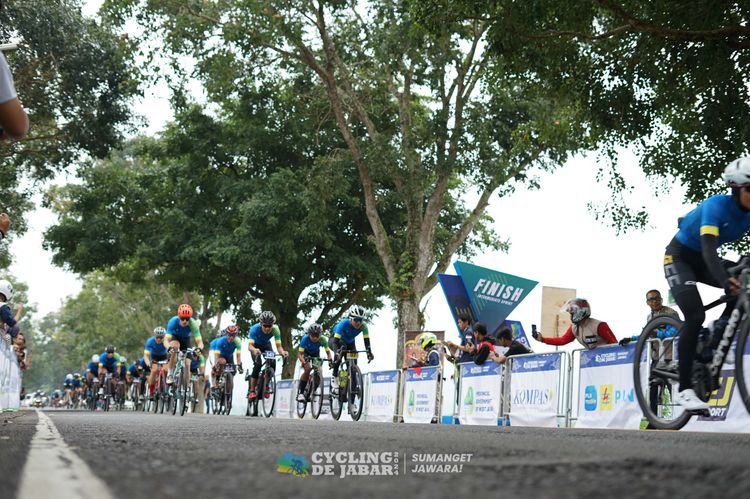 Race photo from Cycling de Jabar 2024