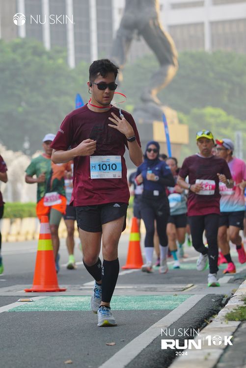 Race photo from Nu Skin Run 10K