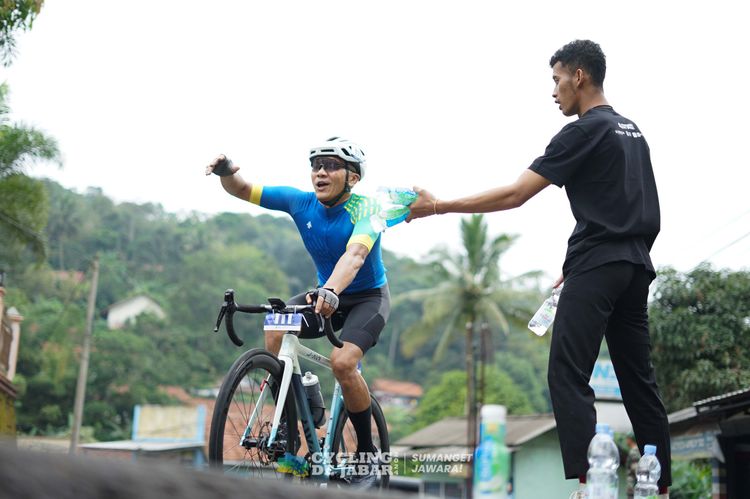 Race photo from Cycling de Jabar 2024