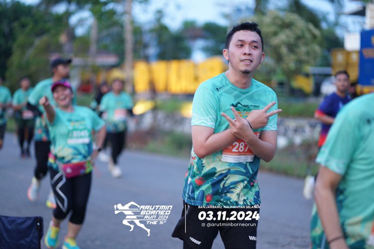 Race photo from Arutmin Borneo Run 2024