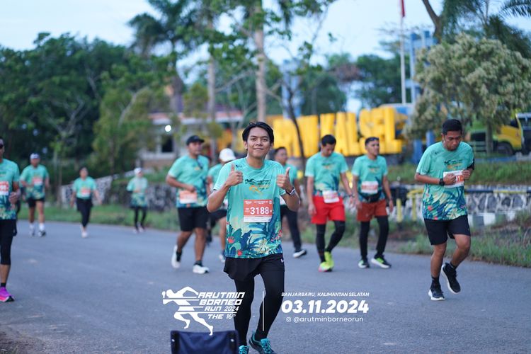 Race photo from Arutmin Borneo Run 2024