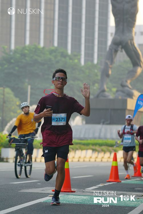 Race photo from Nu Skin Run 10K