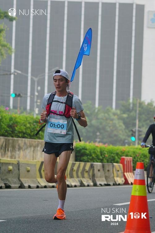Race photo from Nu Skin Run 10K