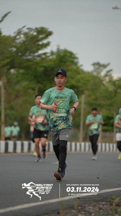 Race photo from Arutmin Borneo Run 2024