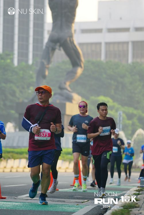 Race photo from Nu Skin Run 10K