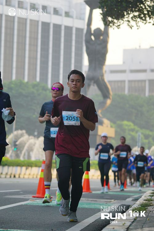 Race photo from Nu Skin Run 10K
