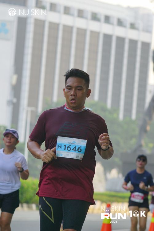 Race photo from Nu Skin Run 10K