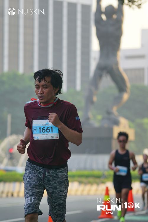 Race photo from Nu Skin Run 10K