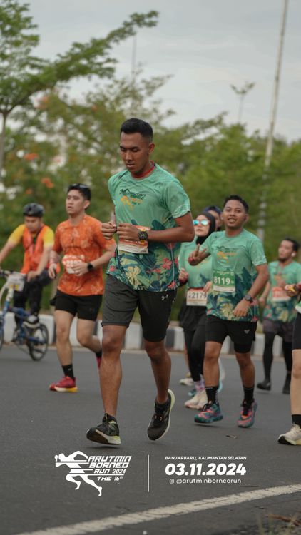 Race photo from Arutmin Borneo Run 2024