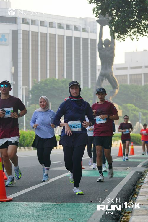 Race photo from Nu Skin Run 10K