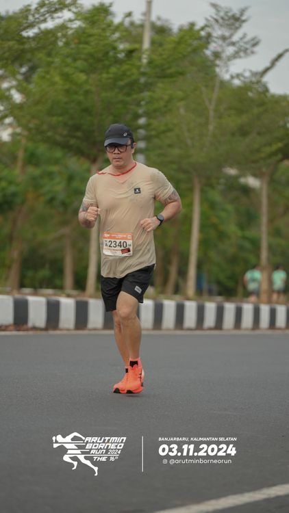 Race photo from Arutmin Borneo Run 2024