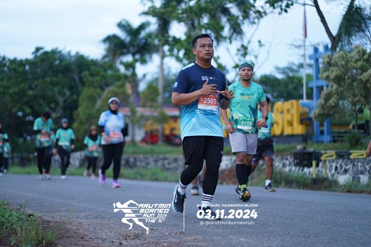Race photo from Arutmin Borneo Run 2024