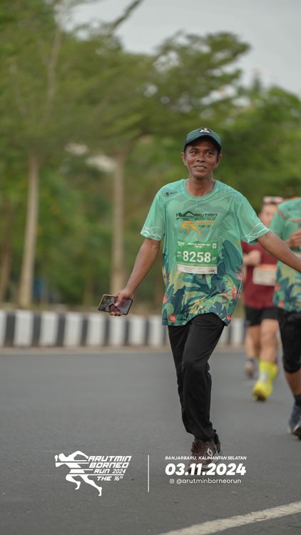 Race photo from Arutmin Borneo Run 2024