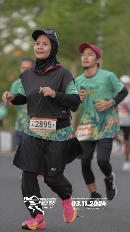 Race photo from Arutmin Borneo Run 2024