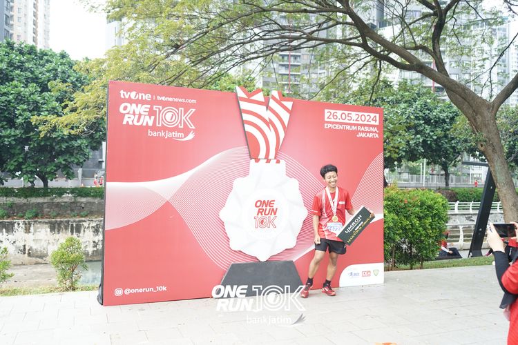 Race photo from ONE RUN 10 K