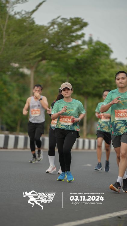 Race photo from Arutmin Borneo Run 2024