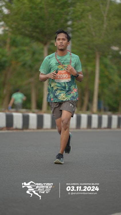 Race photo from Arutmin Borneo Run 2024