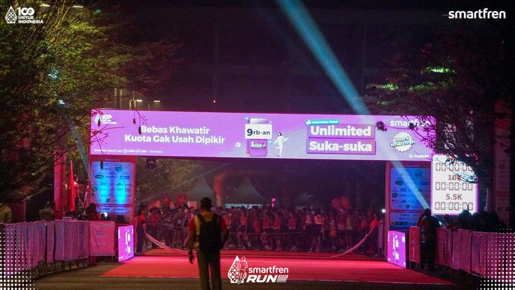 Race photo from Smartfren Run 2025 