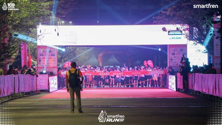 Race photo from Smartfren Run 2025 