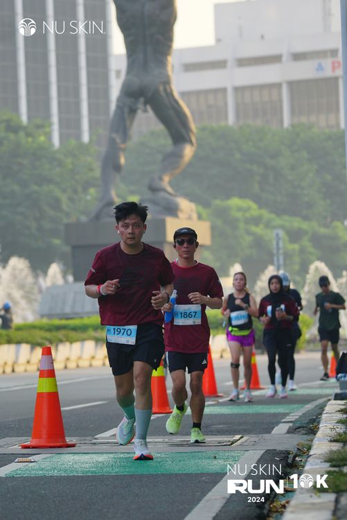 Race photo from Nu Skin Run 10K