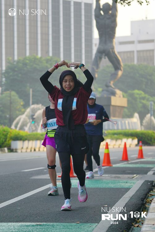 Race photo from Nu Skin Run 10K