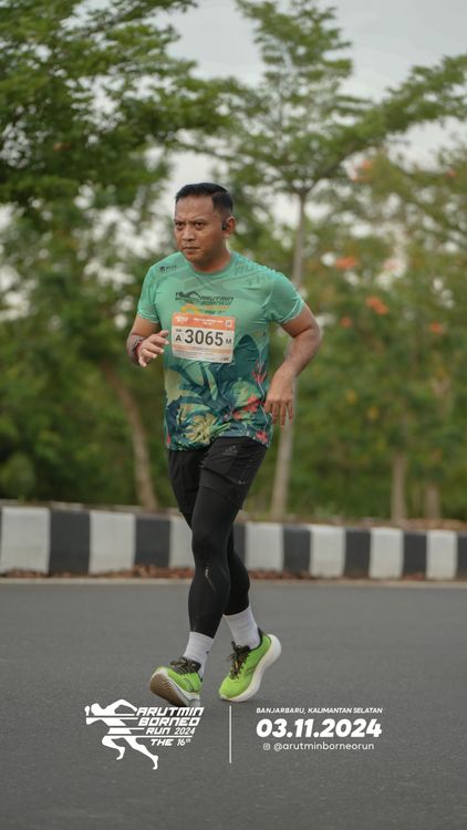 Race photo from Arutmin Borneo Run 2024