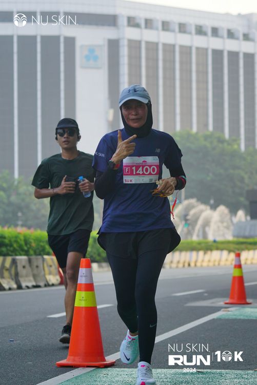 Race photo from Nu Skin Run 10K