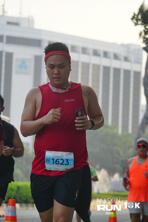 Race photo from Nu Skin Run 10K