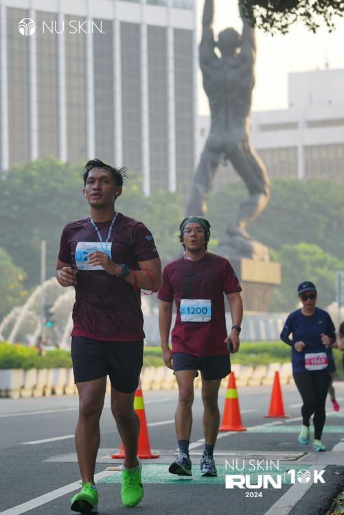 Race photo from Nu Skin Run 10K