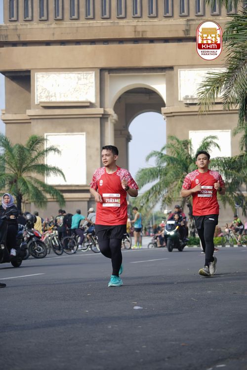 Race photo from Kediri Half Marathon 2025
