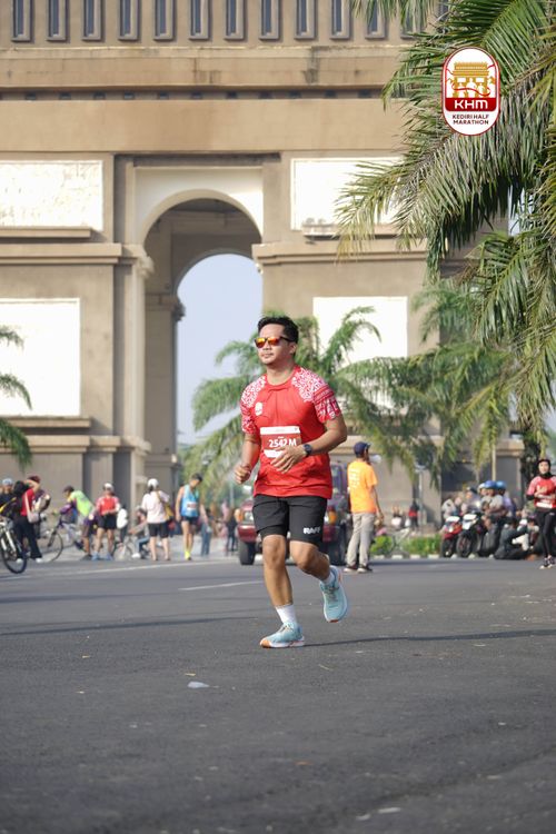 Race photo from Kediri Half Marathon 2025