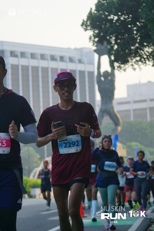Race photo from Nu Skin Run 10K