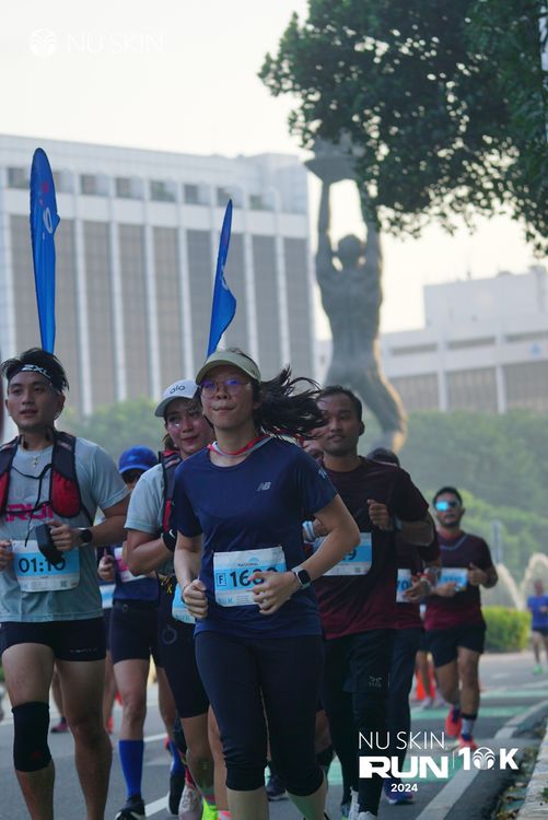 Race photo from Nu Skin Run 10K