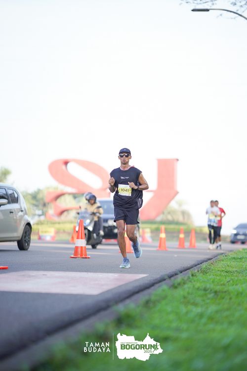 Race photo from Taman Budaya x BOGORUN 2025