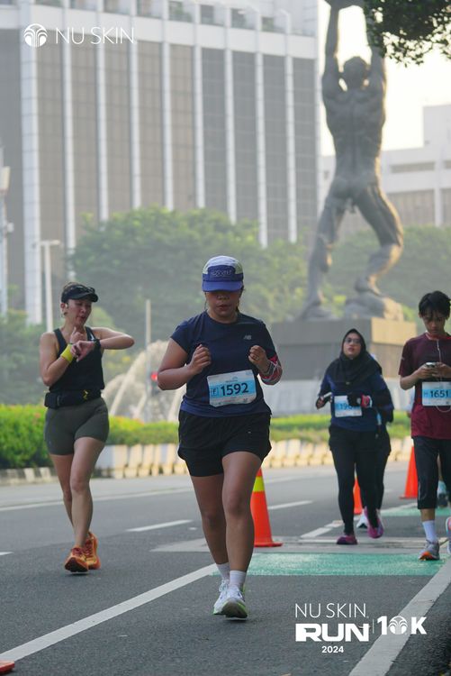 Race photo from Nu Skin Run 10K