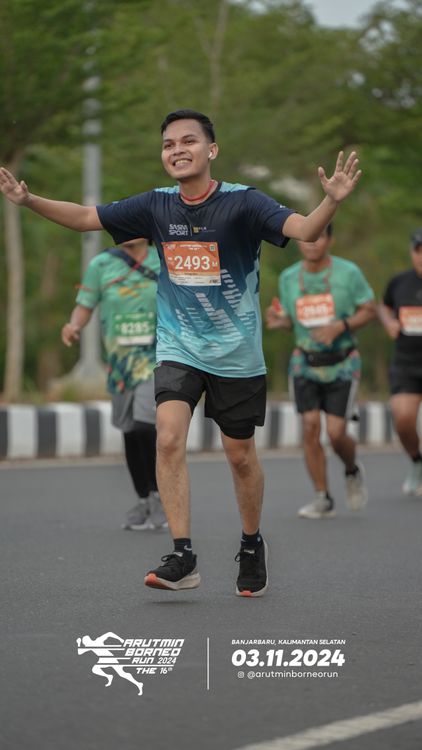 Race photo from Arutmin Borneo Run 2024