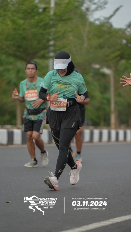 Race photo from Arutmin Borneo Run 2024